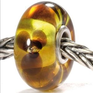 Translucent flower glass Trollbead